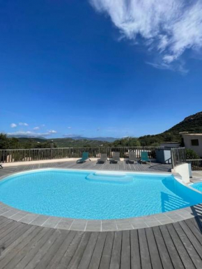 Appartement & Piscine Santa Giulia